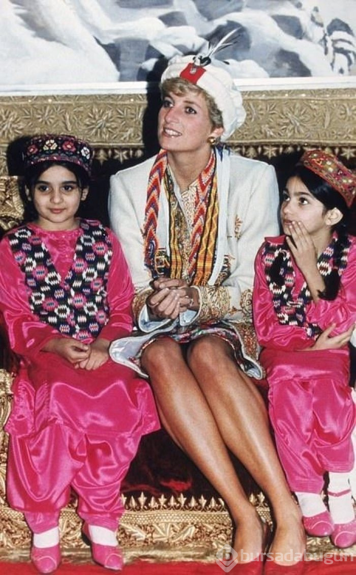 Kate Middleton Pakistan ziyaretinde Prenses Diana'nın izinde!