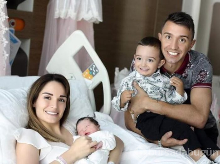 Muslera ikinci kez baba oldu!