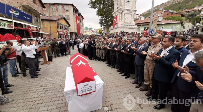 Münbiç şehidinin yakınlarına Kürtçe ağıtlar yaktılar