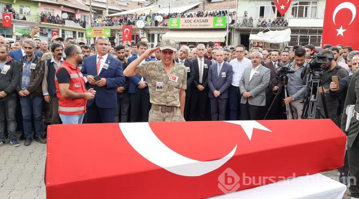 Münbiç şehidinin yakınlarına Kürtçe ağıtlar yaktılar