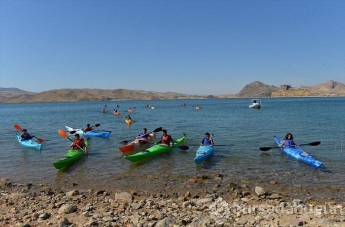 Tunceli'nin saklı cenneti Pertek su sporlarıyla şenlendi