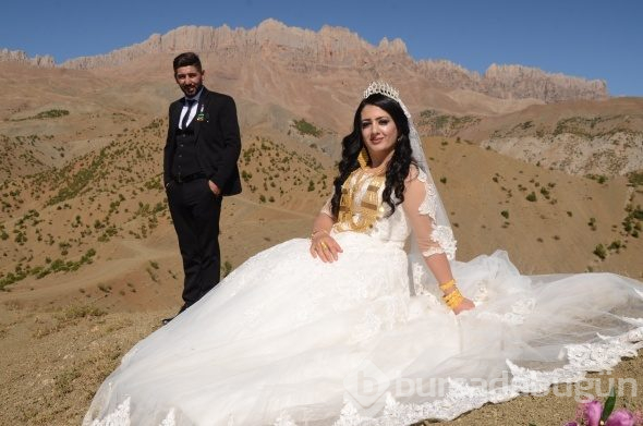 Aşiret düğününde geline 1 kilo altın ve daha fazlası!