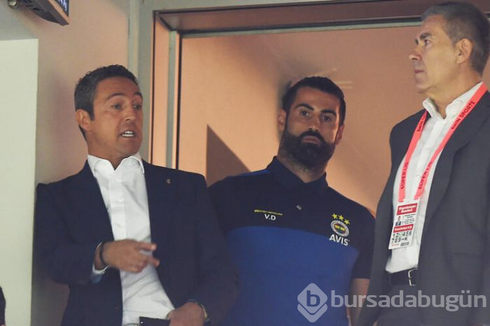 Fenerbahçe'de 9 isim görüşme odasında!