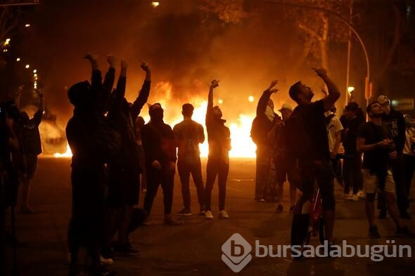 Trafik lambaları eridi!