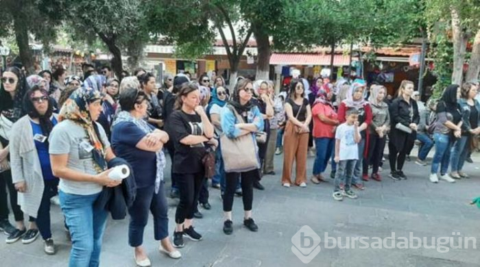 Annesi cenazeye gelemedi... Kardelen son yolculuğuna uğurlandı!