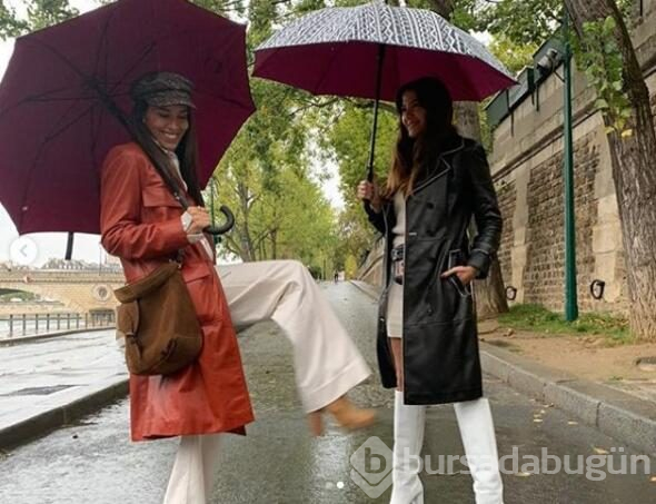 Kız kıza tatil! Başak ile Tanem Paris'te