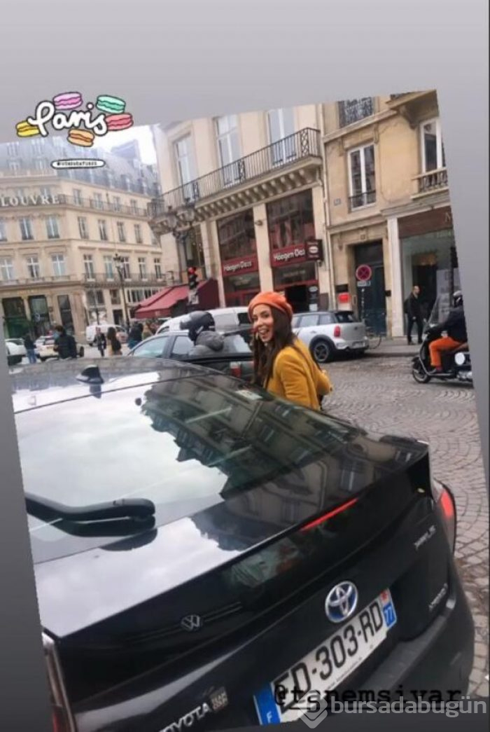 Kız kıza tatil! Başak ile Tanem Paris'te