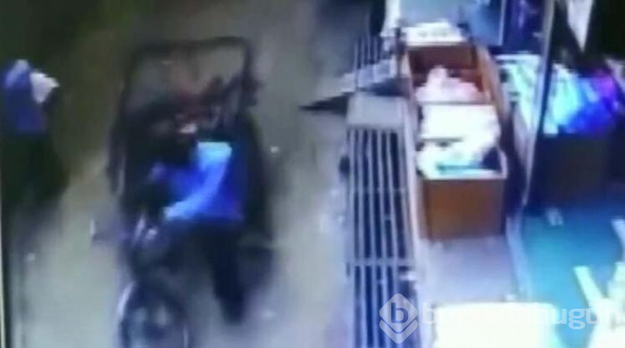 İkinci kattan düşen çocuk kurtuldu!