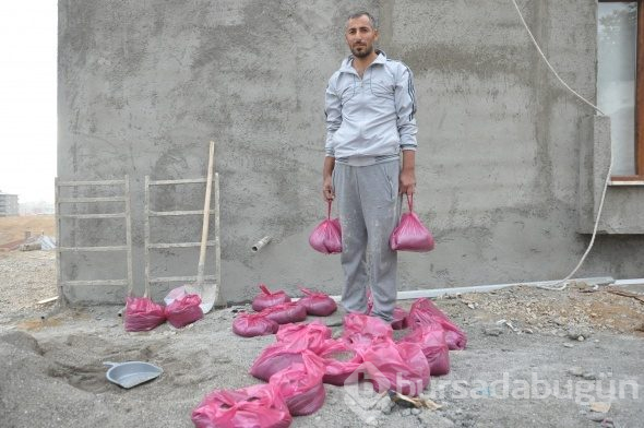 Poşetlere doldurdu!