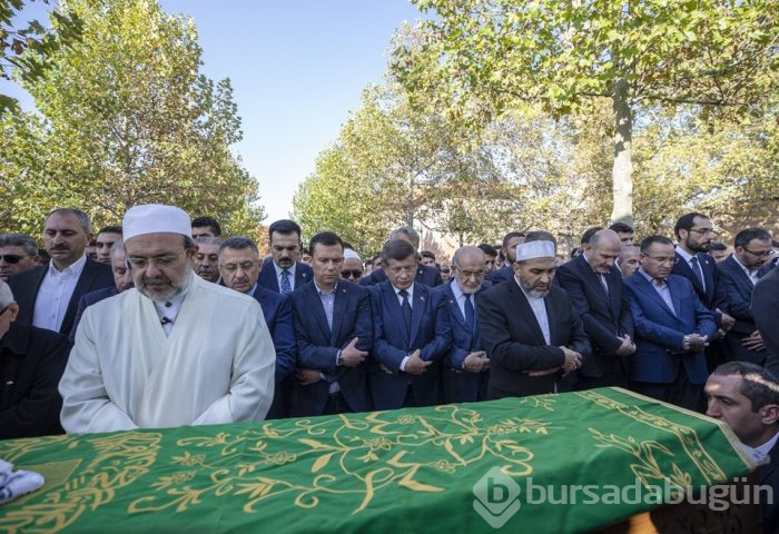 Nuri Pakdil son yolculuğuna uğurlandı