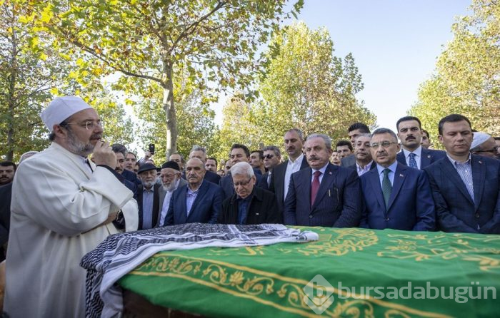Nuri Pakdil son yolculuğuna uğurlandı