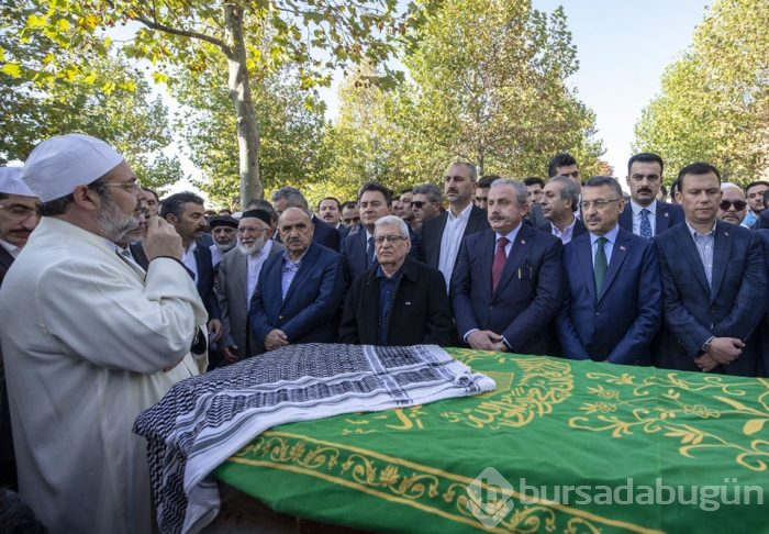Nuri Pakdil son yolculuğuna uğurlandı