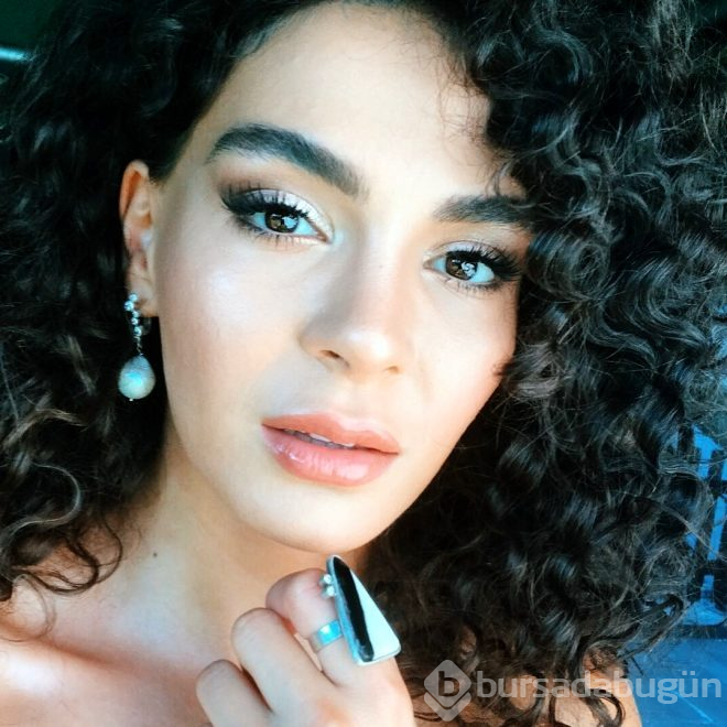 Hercai'nin Reyyan'ı, estetiksiz haliyle olay oldu!