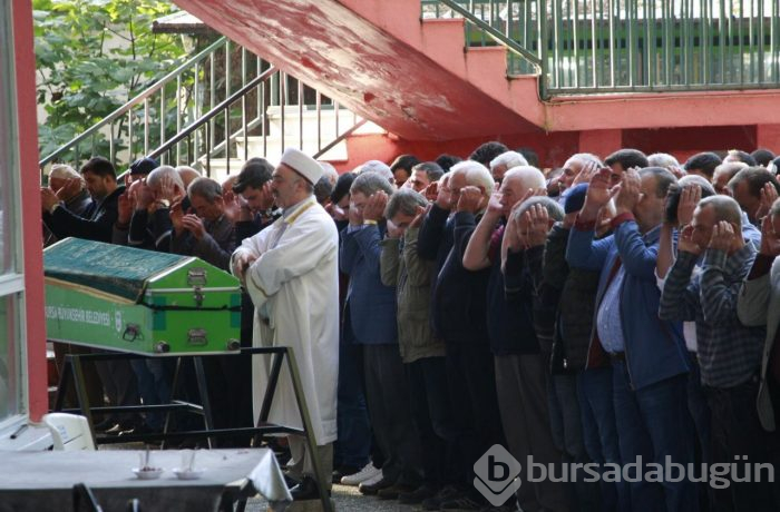 Tren garında ölü bulunan Mert toprağa verildi