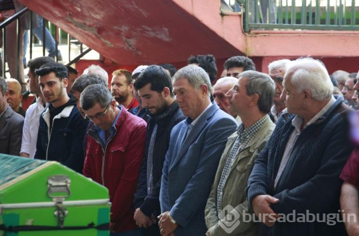 Tren garında ölü bulunan Mert toprağa verildi