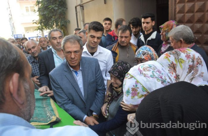 Tren garında ölü bulunan Mert toprağa verildi