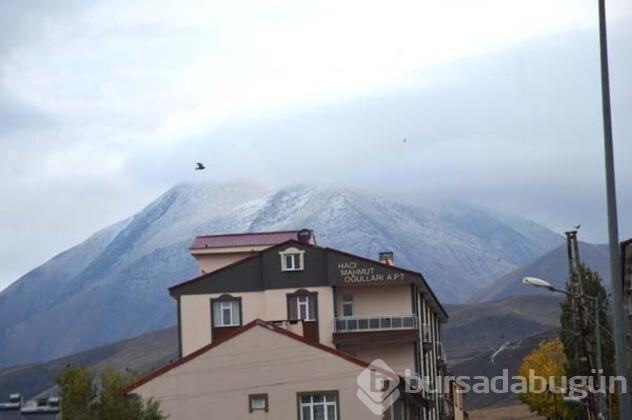 Mevsimin ilk karı yağdı
