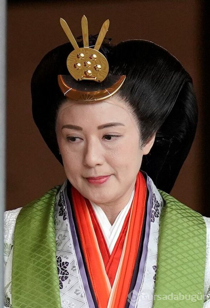 Naruhito, törenle "kasımpatı" tahtına çıktı.