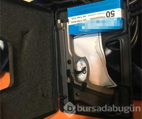 Silah kaçakçılık şebekesinden polisler çıktı!