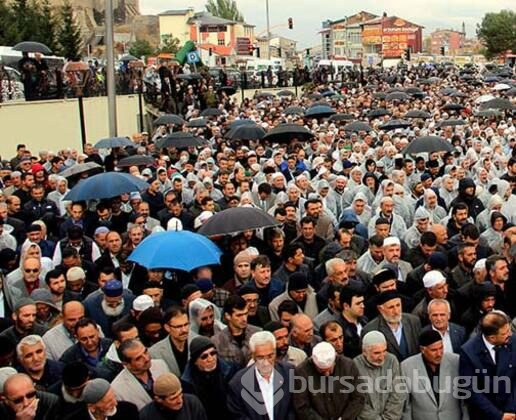 Cenazede izdiham!