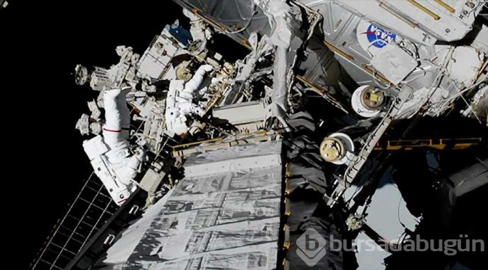 NASA'nın ilk kez sadece kadınlardan oluşan ekibi uzay yürüyüşünde