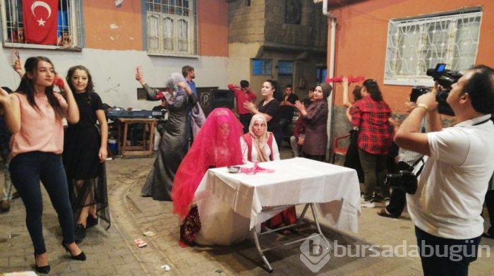 Gaziantep'de kına gecesinde damadına dehşeti yaşattı!