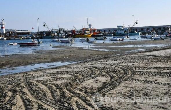 Tekirdağ'da deniz 25 metre çekildi