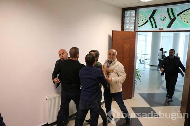 Kulüp silahla basıldı!