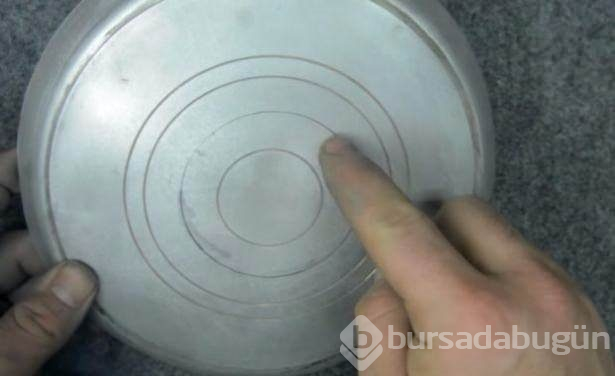Paslı tavadan ışıklı kamera lensi yaptı
