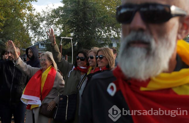 Franco yeniden gömülüyor!
