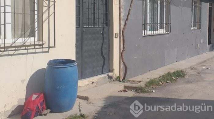 Bebeğini çöp kovasına bıraktı!
