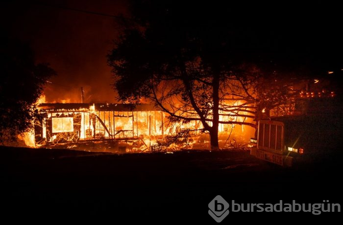 California'da yayılan yangınlar nedeniyle binlerce kişi tahliye edildi!
