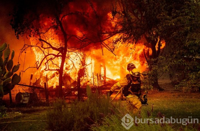 California'da yayılan yangınlar nedeniyle binlerce kişi tahliye edildi!