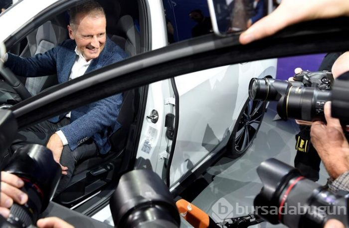 Golf 8 Almanya'da resmen tanıtıldı!