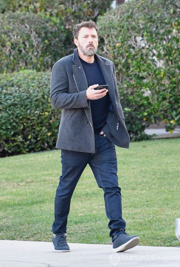 Ben Affleck çöpçatanlık uygulamasında yeni aşkını arıyor!