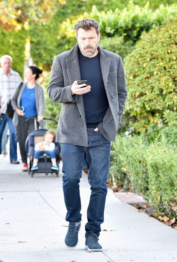 Ben Affleck çöpçatanlık uygulamasında yeni aşkını arıyor!