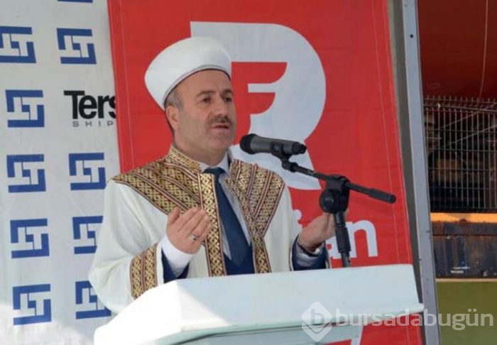 İmam ve papazın dualarıyla indirildi!
