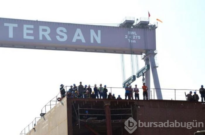 İmam ve papazın dualarıyla indirildi!