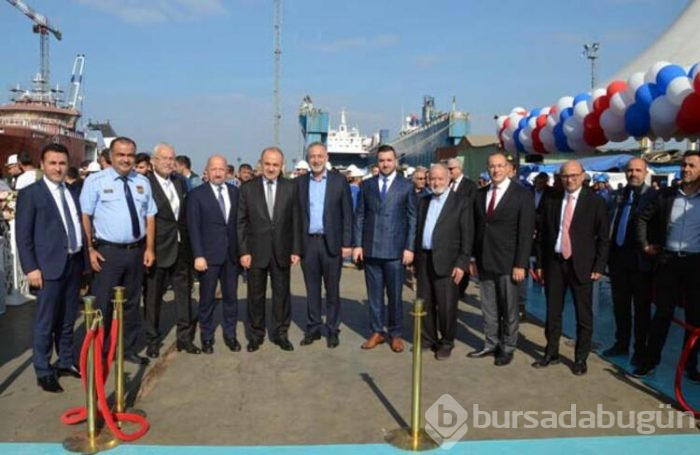 İmam ve papazın dualarıyla indirildi!