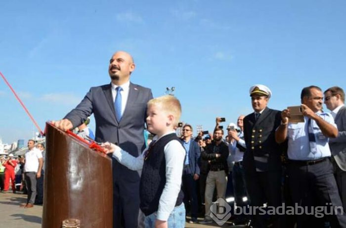 İmam ve papazın dualarıyla indirildi!