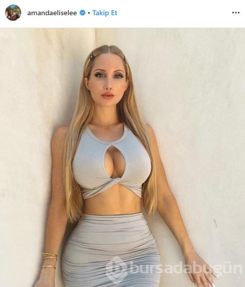 Dünyaca ünlü model Instagram'da adeta para basıyor!