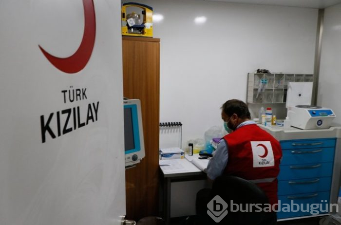 Türk askeri,Tel Abyad halkının yaralarını sarıyor!
