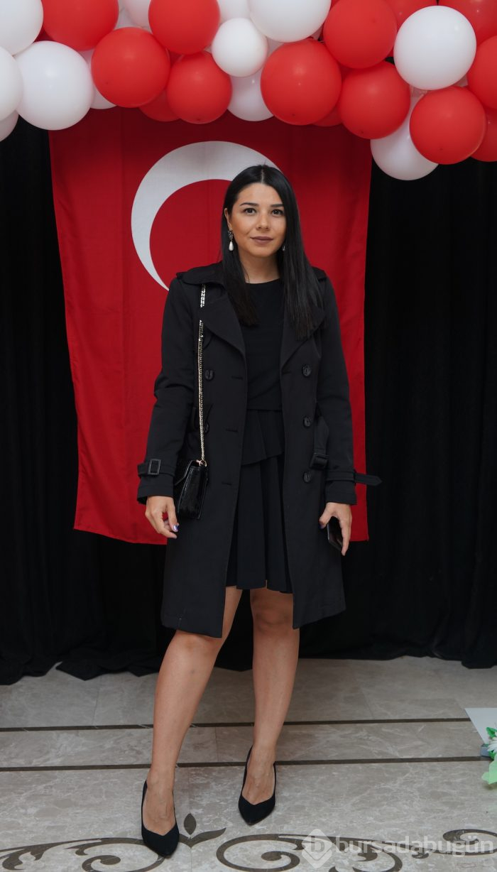 Bursalı hanımlardan Cumhuriyet kutlaması