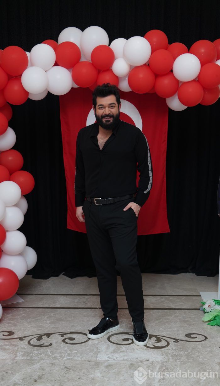 Bursalı hanımlardan Cumhuriyet kutlaması