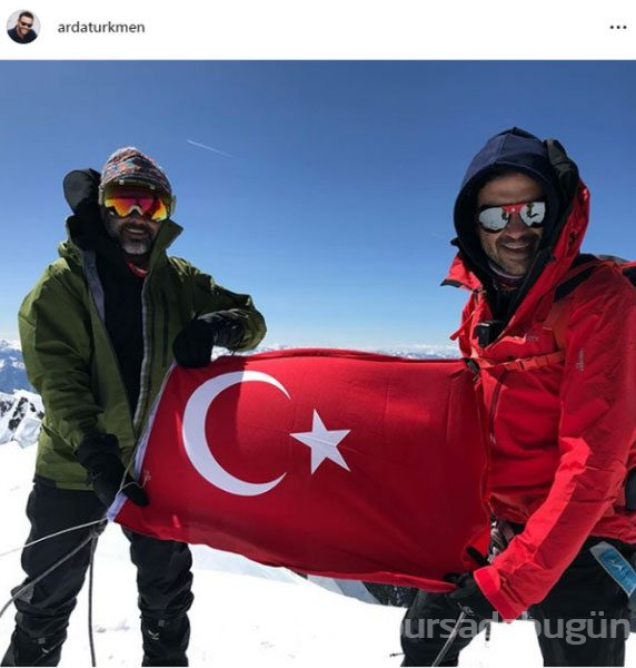 Ünlü isimlerden 29 Ekim Cumhuriyet Bayramı mesajları
