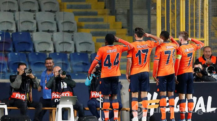 'Asker selamı' verdiği için sözleşmesi feshedildi!