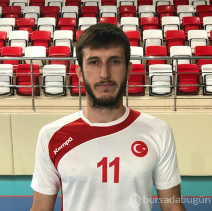 'Asker selamı' verdiği için sözleşmesi feshedildi!