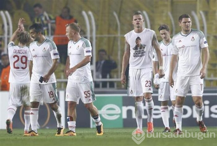 'Asker selamı' verdiği için sözleşmesi feshedildi!