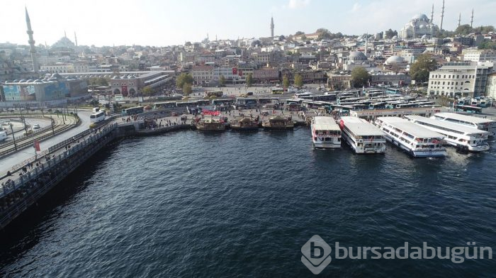 Eminönü'nde balık ekmek satan tekneleri kaldırma kararı geldi!