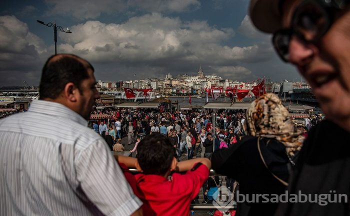 Eminönü'nde balık ekmek satan tekneleri kaldırma kararı geldi!